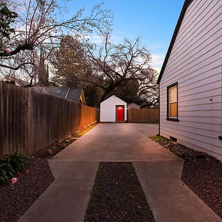 Apartment Accessible To Downtown, Park & Hospital Chico Exterior photo